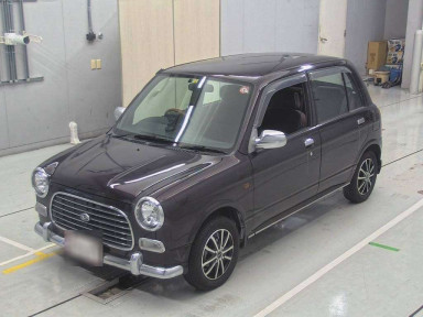 2000 Daihatsu Miragino