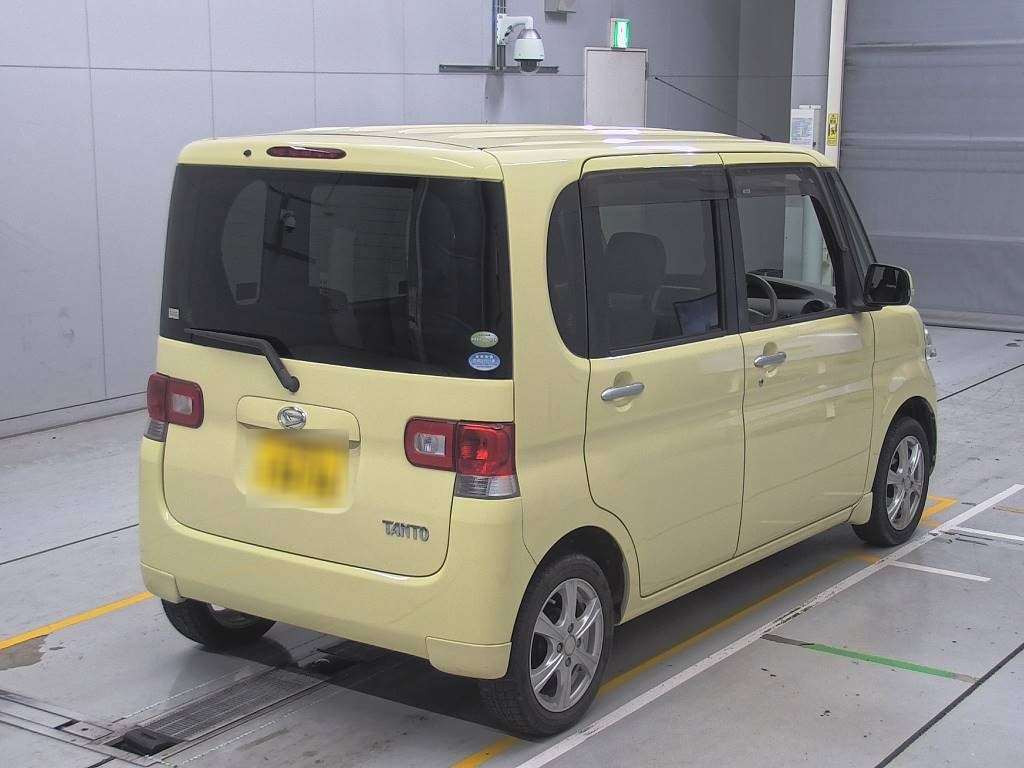 2011 Daihatsu Tanto L375S[1]