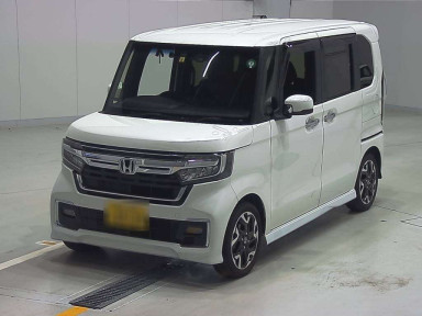 2022 Honda N-BOX CUSTOM