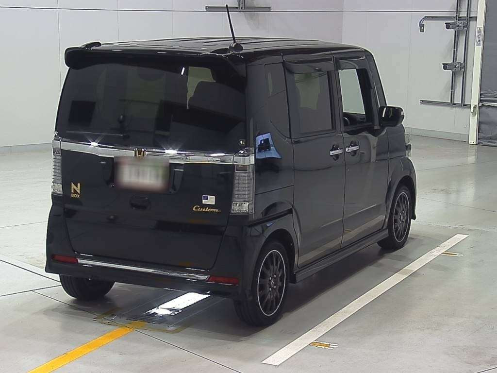 2017 Honda N-BOX CUSTOM JF1[1]