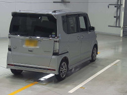 2014 Honda N-Box+ Custom