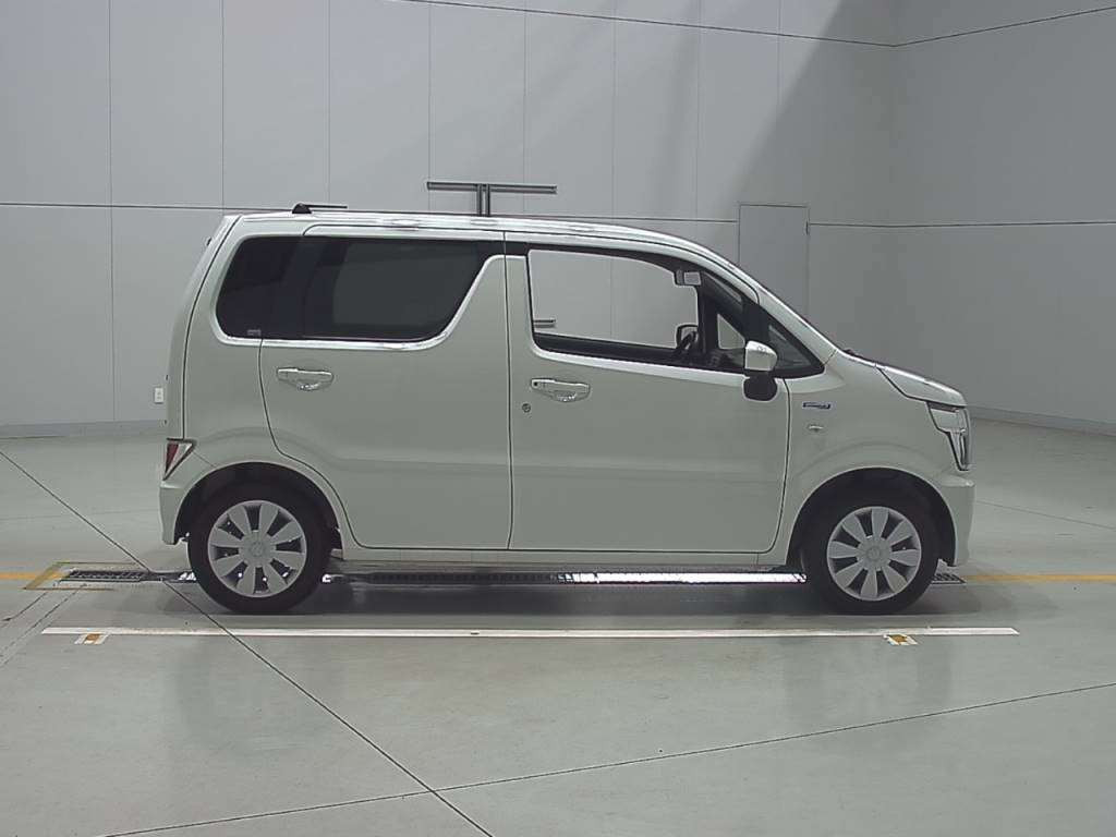 2022 Suzuki Wagon R MH95S[2]