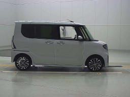 2019 Daihatsu Tanto Custom