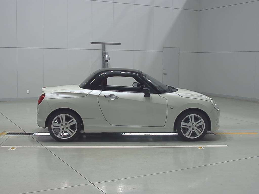 2016 Daihatsu Copen LA400K[2]