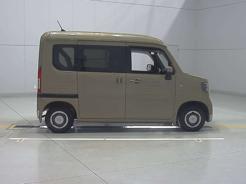 2020 Honda N-Van+Style JJ1[2]