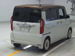 2018 Honda N-BOX