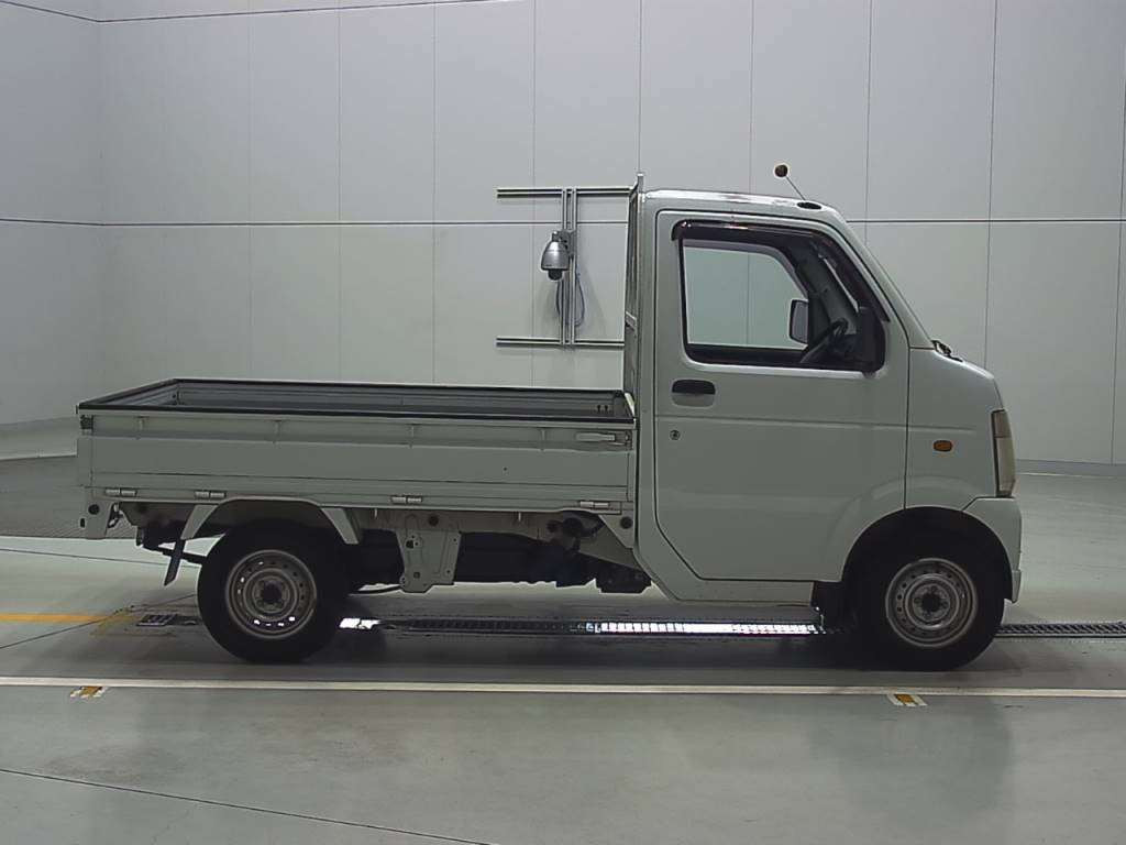 2010 Suzuki Carry Truck DA63T[2]