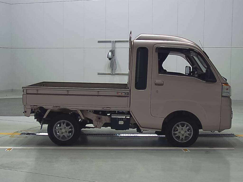 2017 Daihatsu Hijet Truck S510P[2]