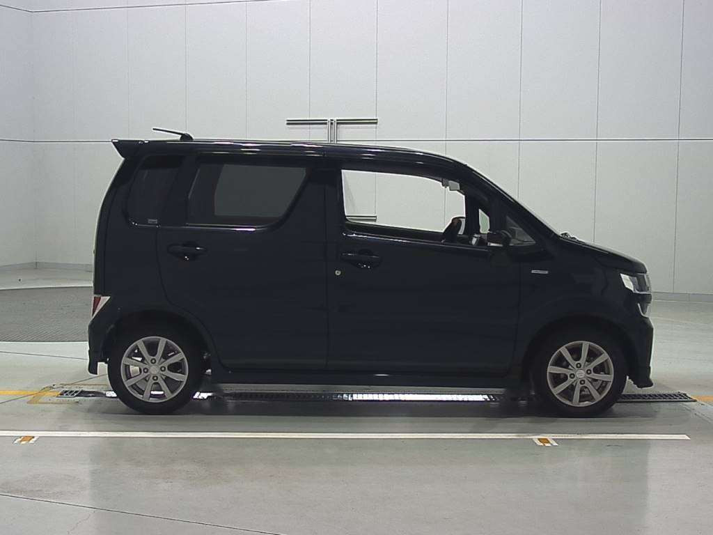 2021 Suzuki Wagon R MH95S[2]