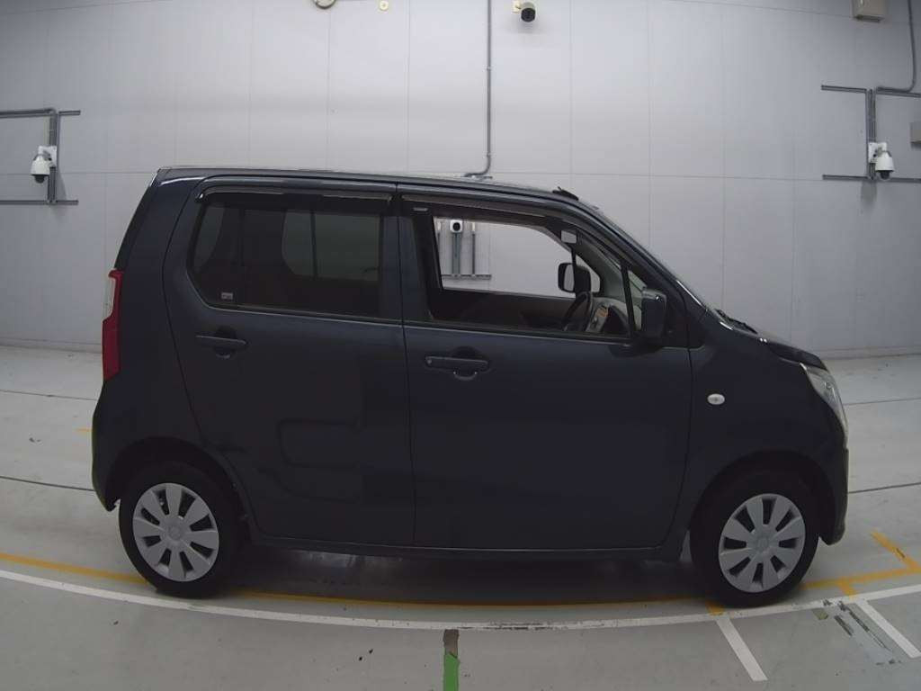 2013 Suzuki Wagon R MH34S[2]