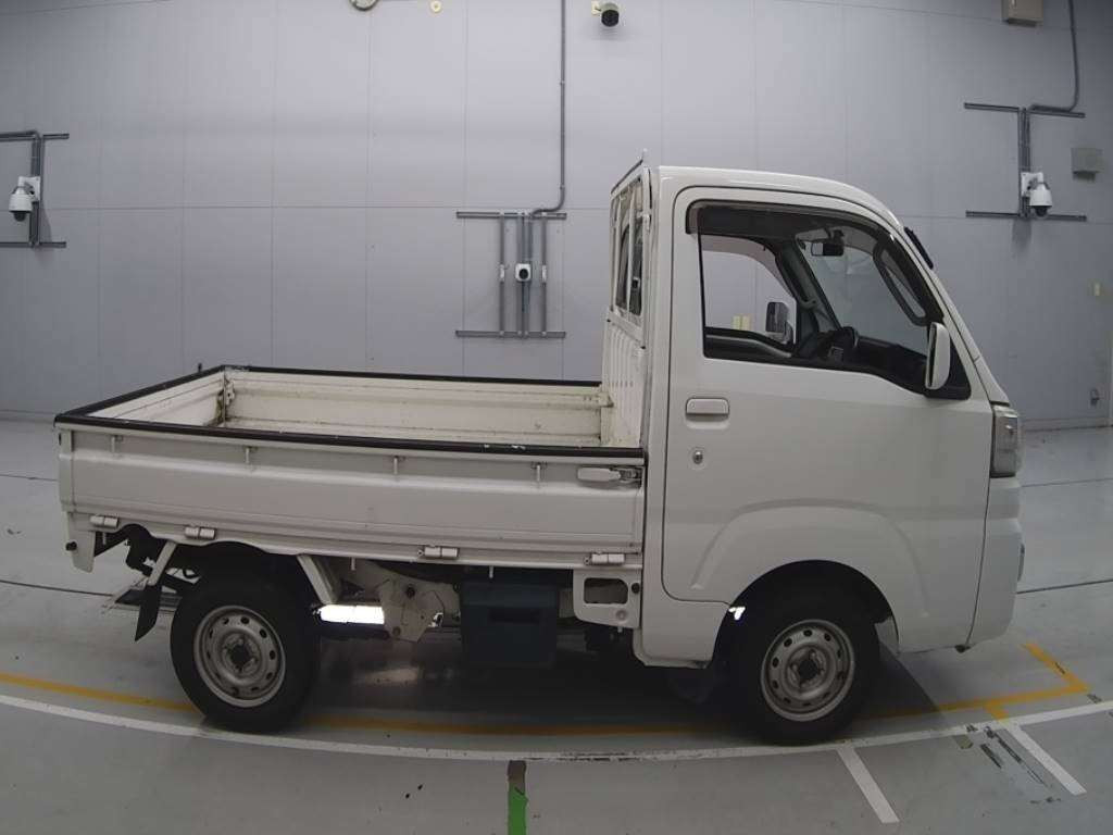 2015 Daihatsu Hijet Truck S510P[2]