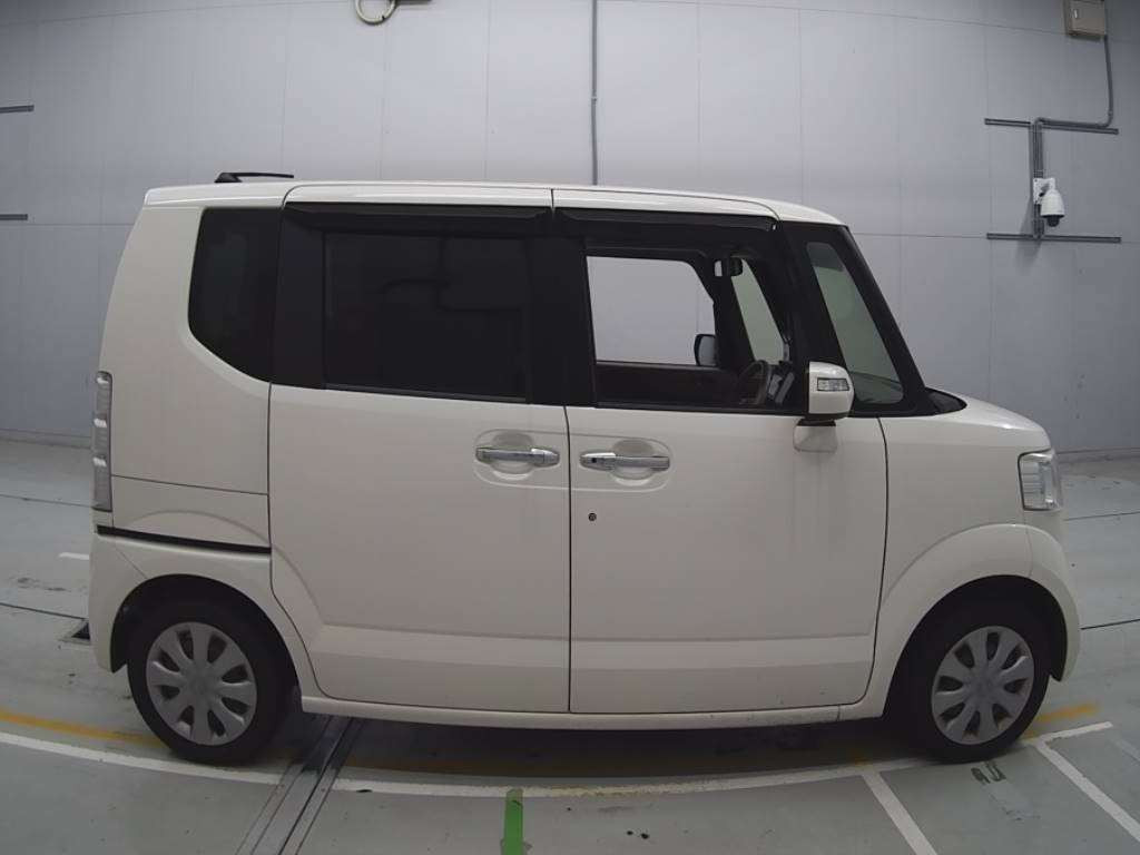 2015 Honda N-BOX JF1[2]