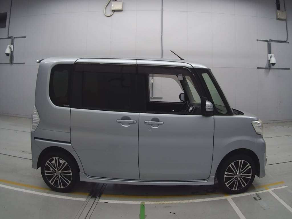 2014 Daihatsu Tanto Custom LA600S[2]