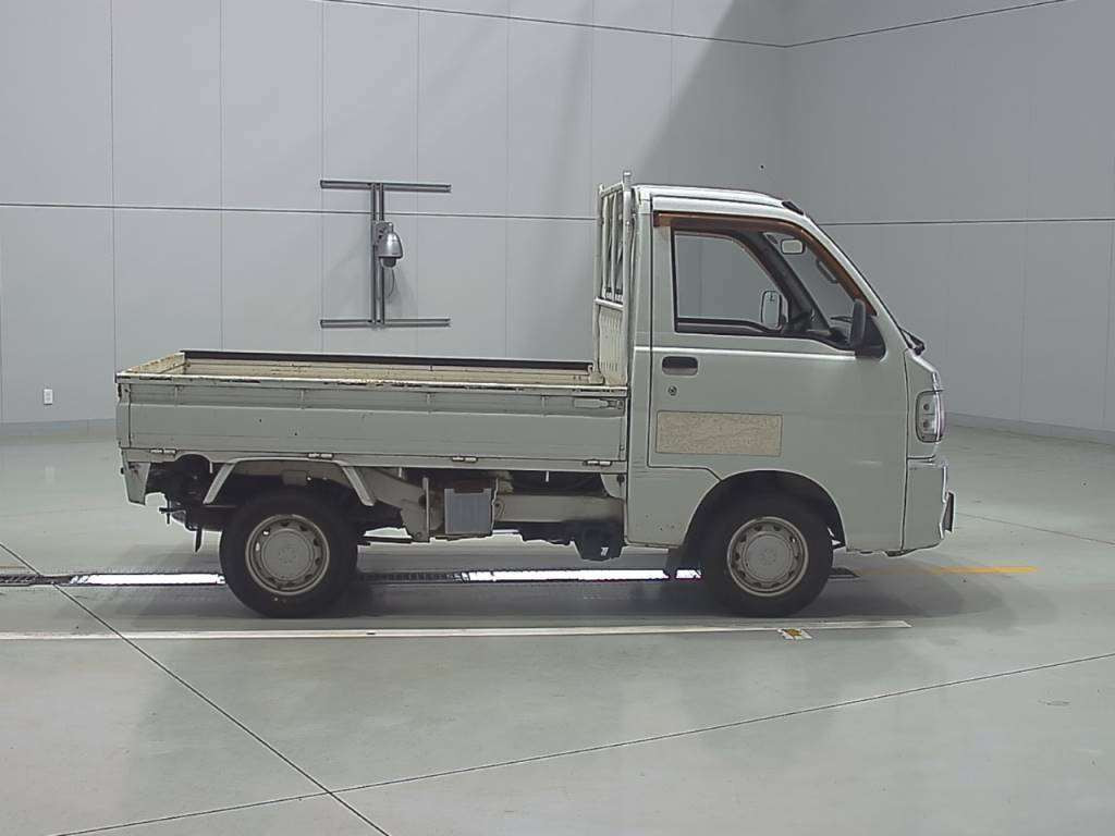 1999 Daihatsu Hijet Truck S210P[2]