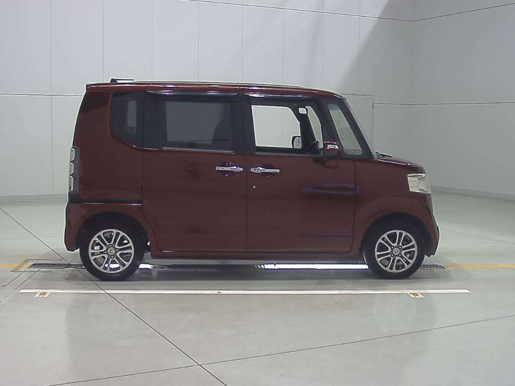 2013 Honda N-BOX JF1[2]