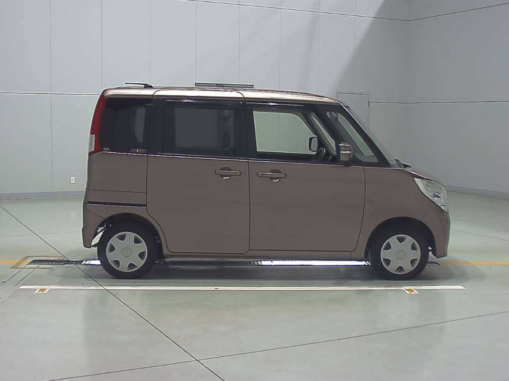 2012 Suzuki Palette MK21S[2]