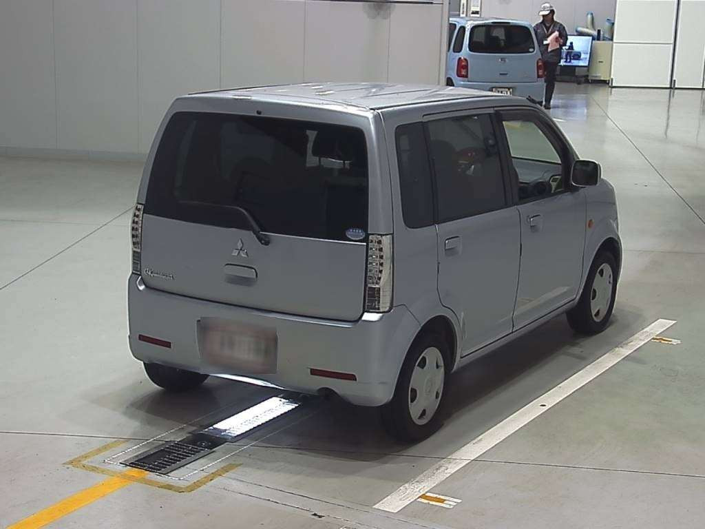 2007 Mitsubishi eK Wagon H82W[1]