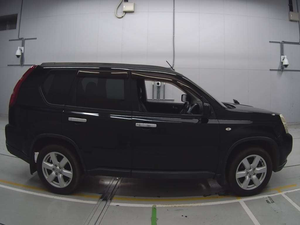 2010 Nissan X-Trail NT31[2]