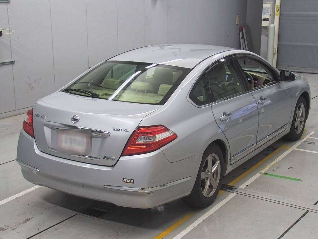 2012 Nissan Teana J32[1]