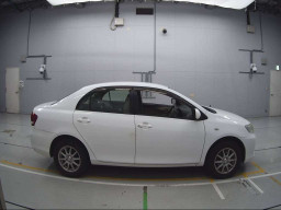 2011 Toyota Corolla Axio