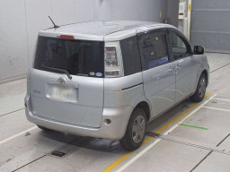 2011 Toyota Sienta