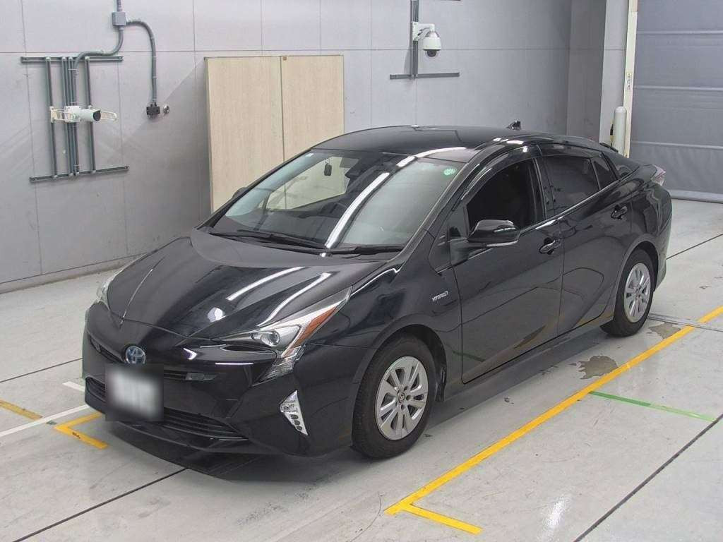 2017 Toyota Prius ZVW50[0]