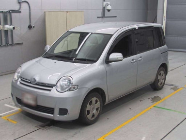 2012 Toyota Sienta