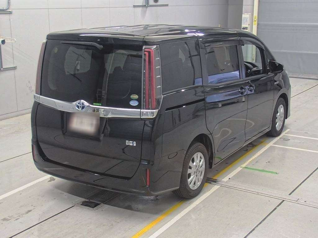 2019 Toyota Noah ZWR80G[1]