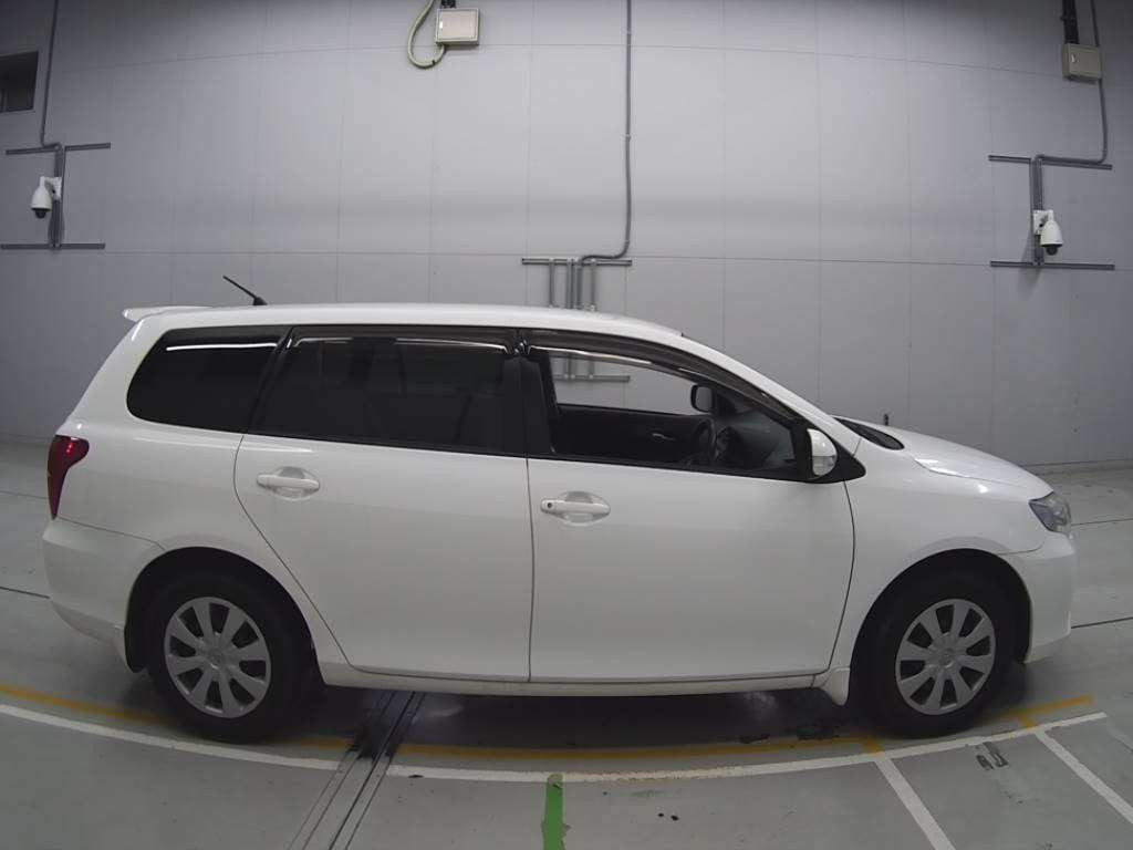 2008 Toyota Corolla Fielder NZE141G[2]