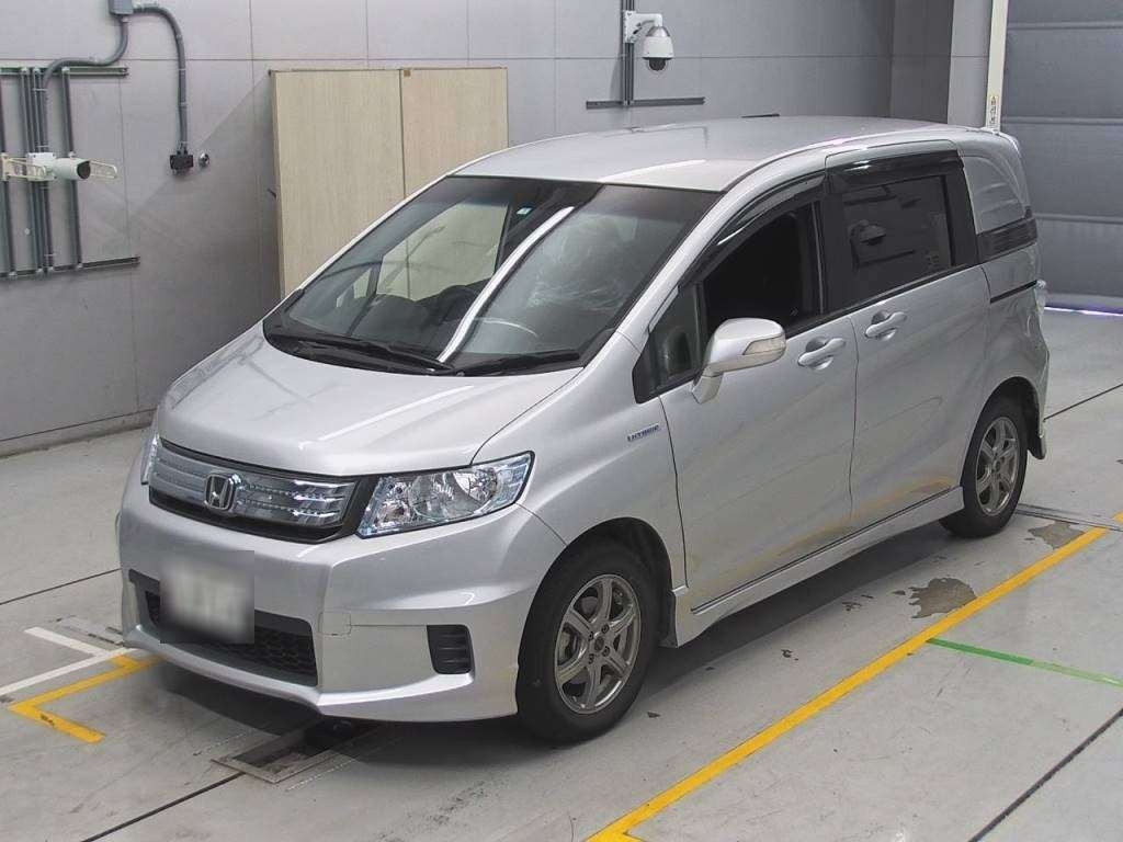 2012 Honda Freed spike hybrid GP3[0]