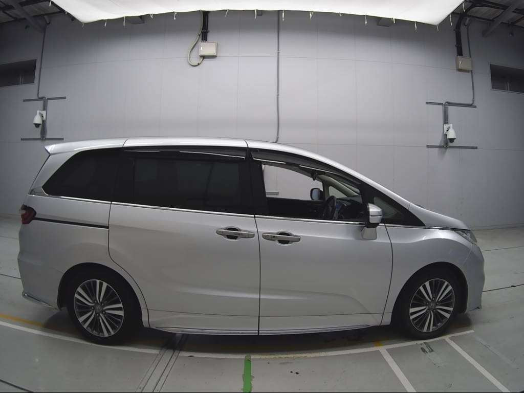 2018 Honda Odyssey RC1[2]