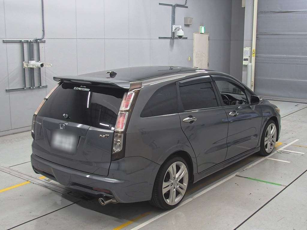 2011 Honda Stream RN6[1]