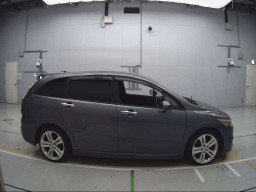 2011 Honda Stream