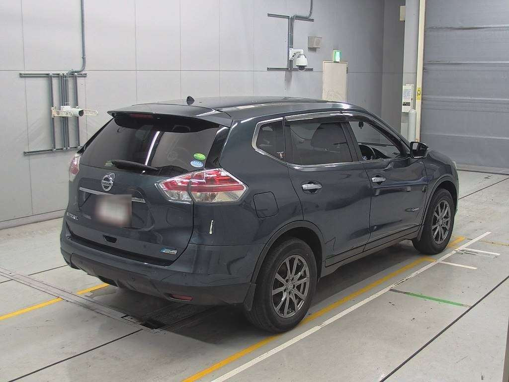 2015 Nissan X-Trail HNT32[1]