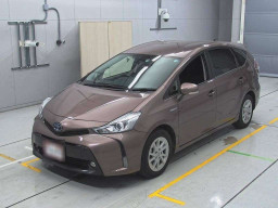 2019 Toyota Prius alpha