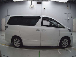 2014 Toyota Vellfire