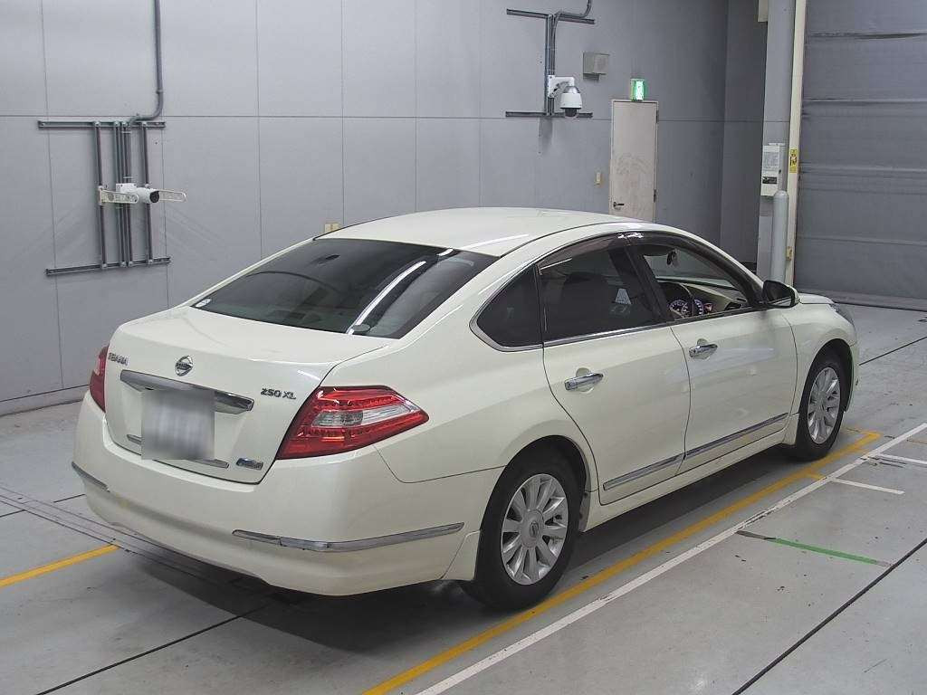 2011 Nissan Teana J32[1]