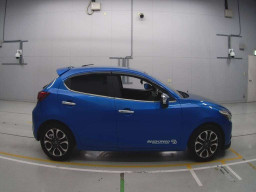 2015 Mazda Demio