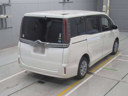 2019 Toyota Noah