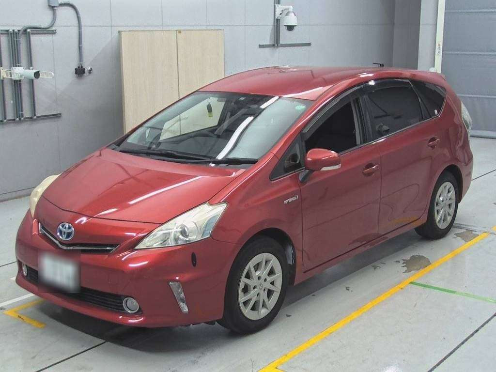 2013 Toyota Prius alpha ZVW41W[0]