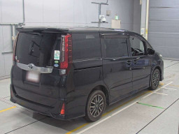 2014 Toyota Noah