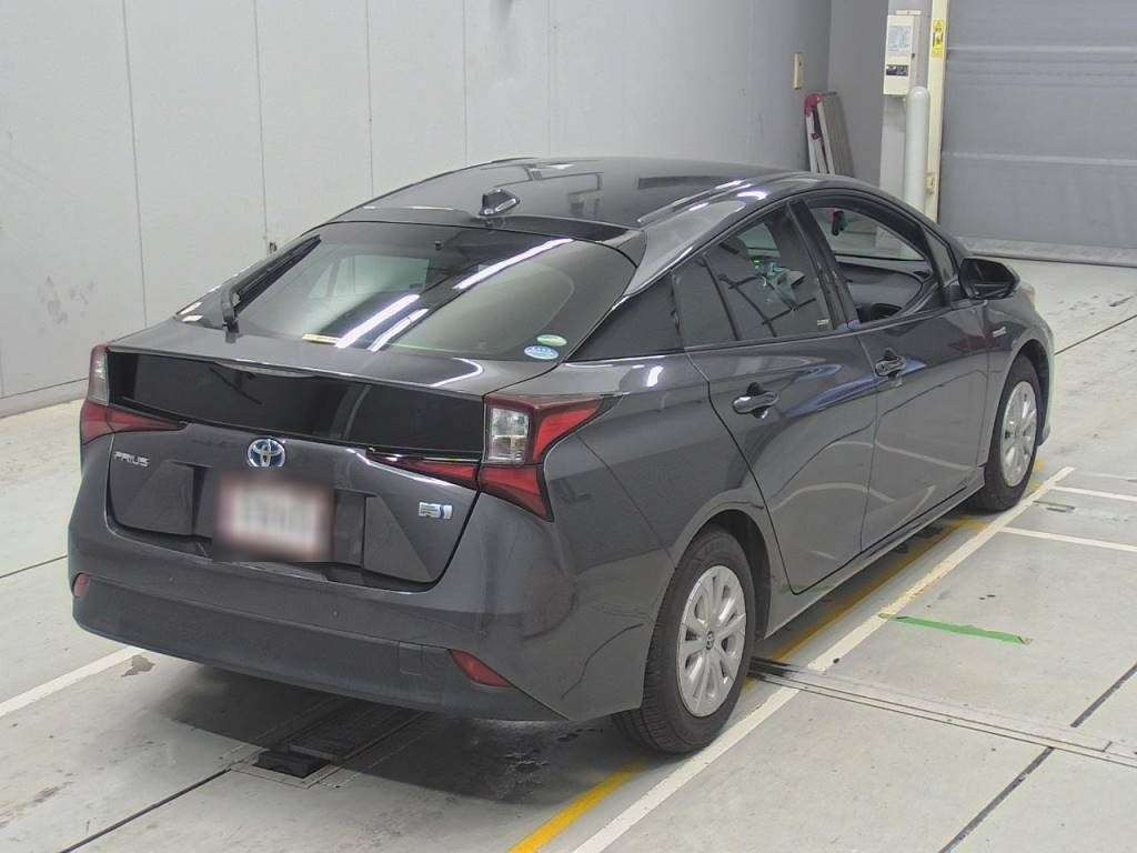 2019 Toyota Prius ZVW51[1]