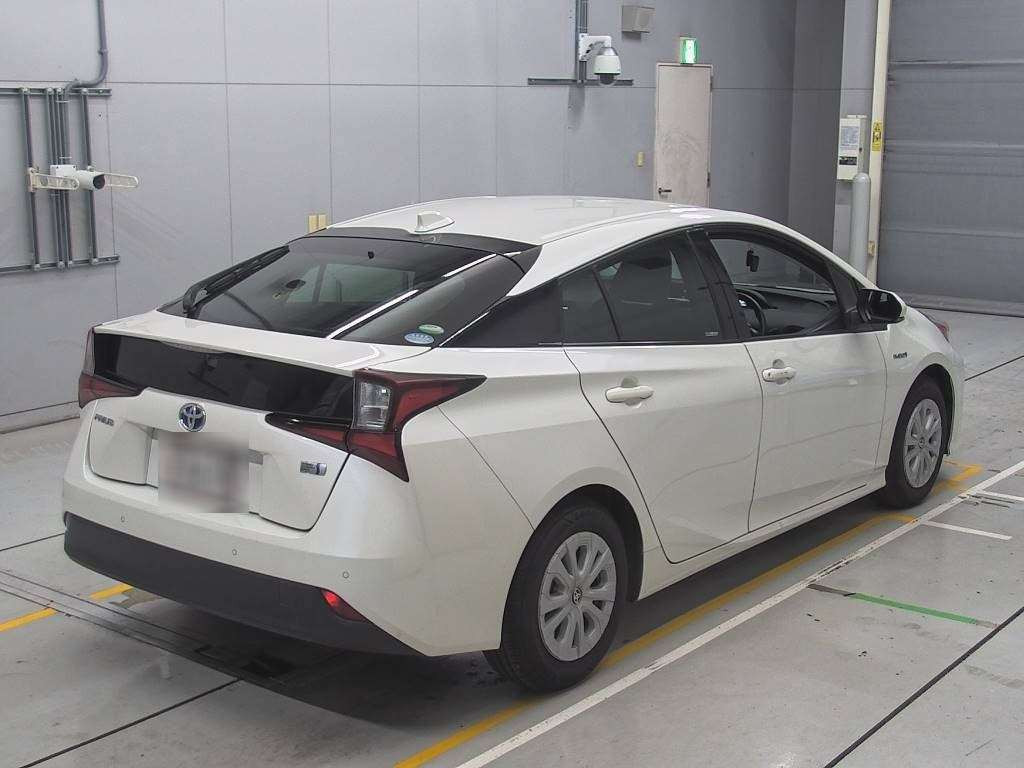 2019 Toyota Prius ZVW51[1]