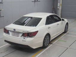 2016 Toyota Crown Hybrid