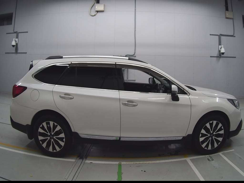 2015 Subaru Legacy Outback BS9[2]