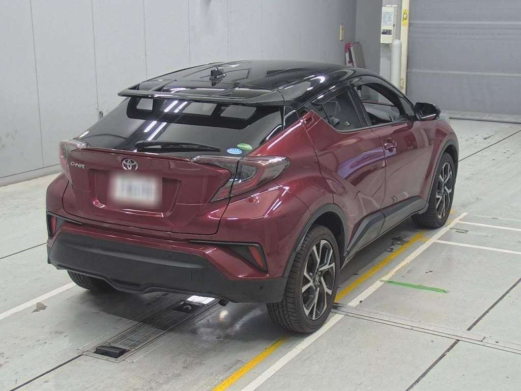 2017 Toyota C-HR NGX50[1]