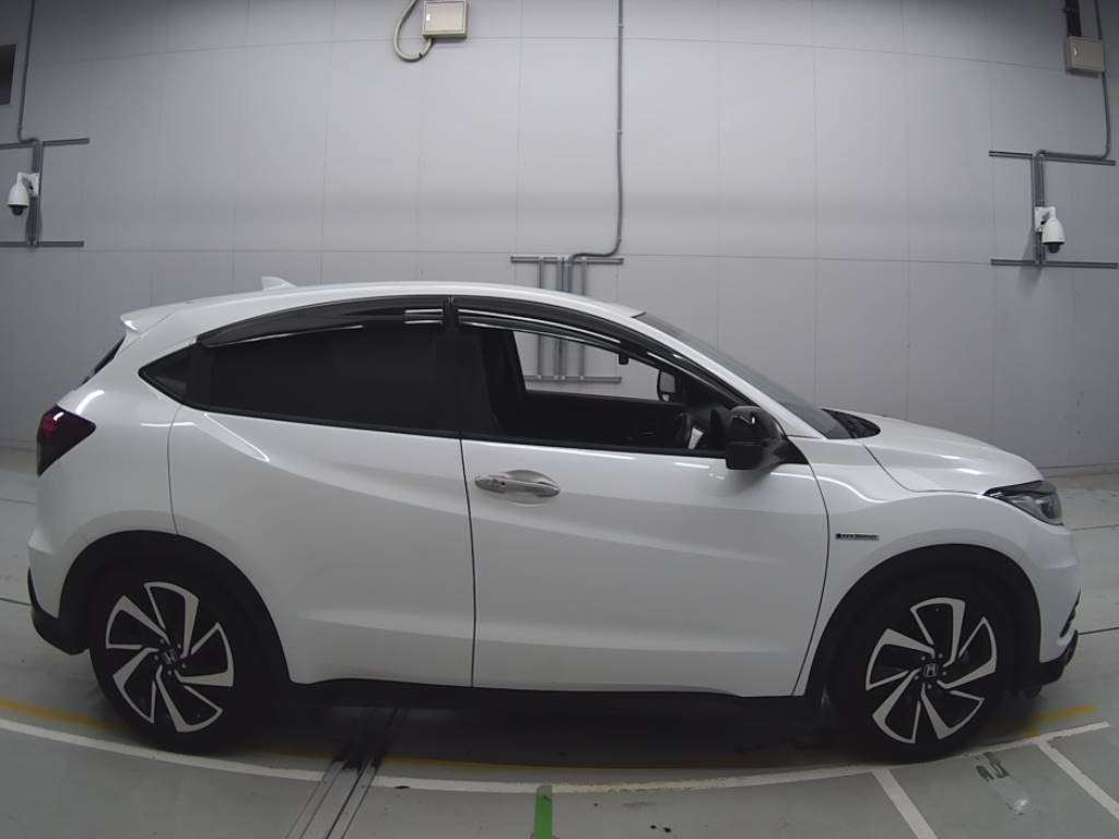 2019 Honda VEZEL RU3[2]