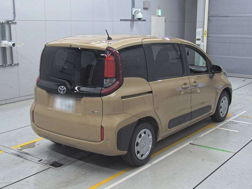 2024 Toyota Sienta MXPL10G[1]