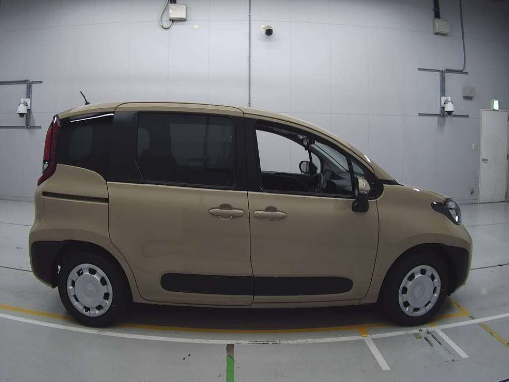 2024 Toyota Sienta MXPL10G[2]