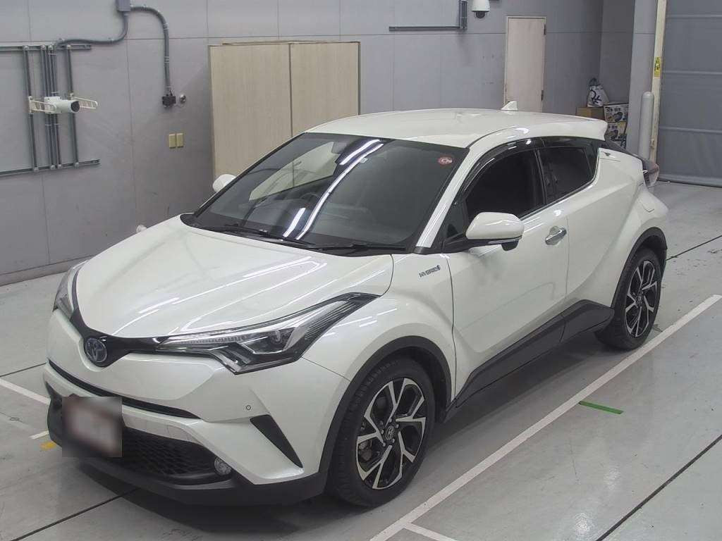 2018 Toyota C-HR ZYX10[0]